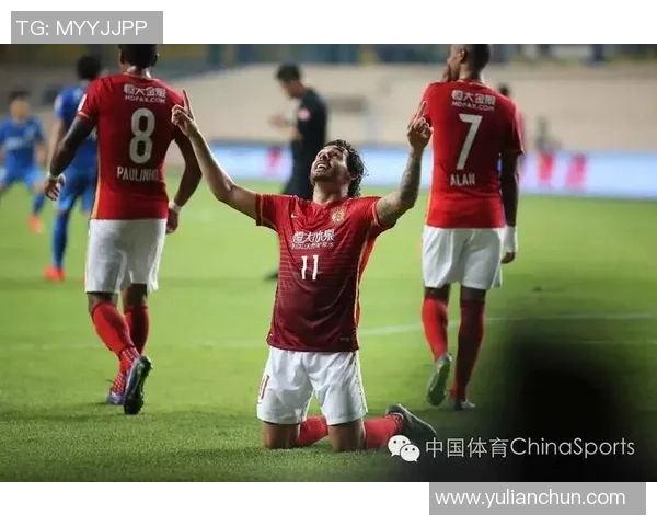 2017足协杯精彩对决恒大与富力的激烈较量回顾与分析