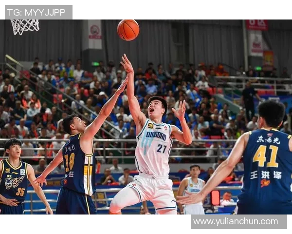 11月13日CBA精彩回顾广东男篮与青岛队的激烈对决分析